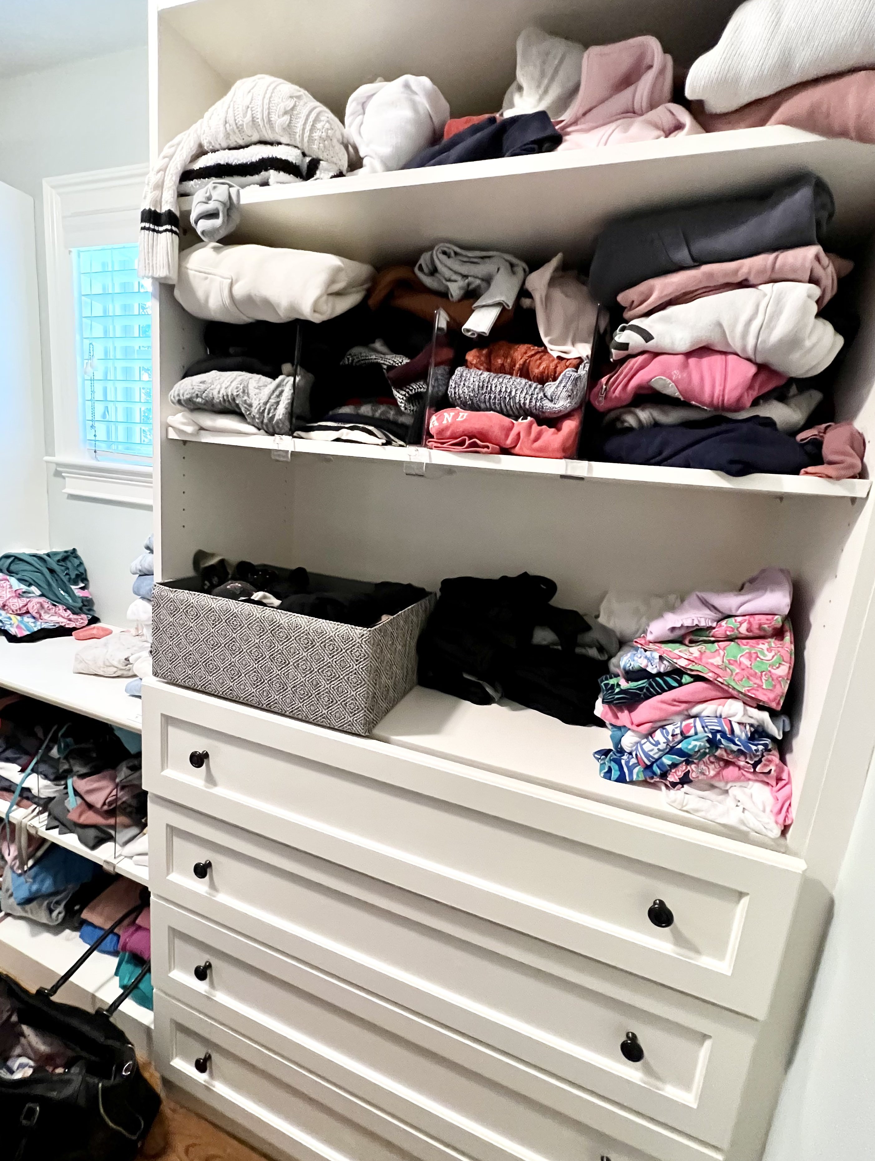 Closet Before D 
