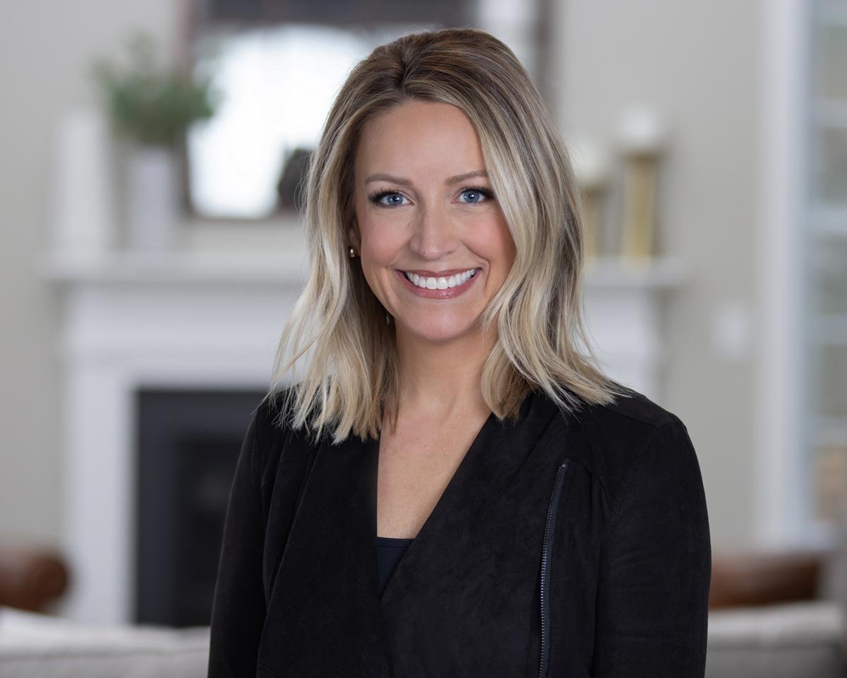 betsy-mckenna-headshot